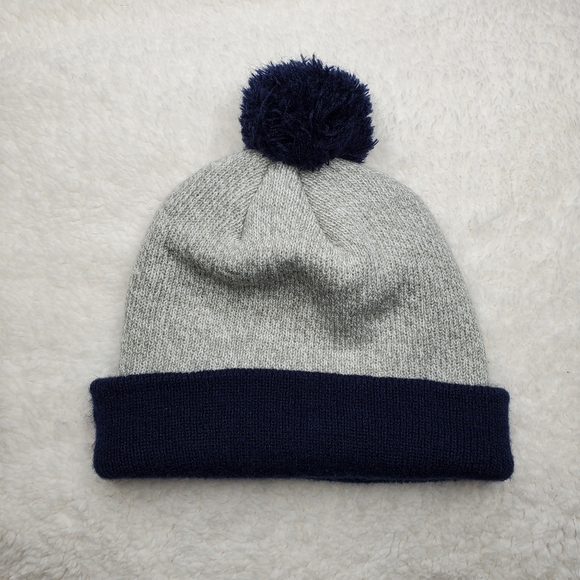 NFL Seattle Seahawks Football Gray Ribbed Knit Pom Pom Winter Beanie - Picture 3 of 4